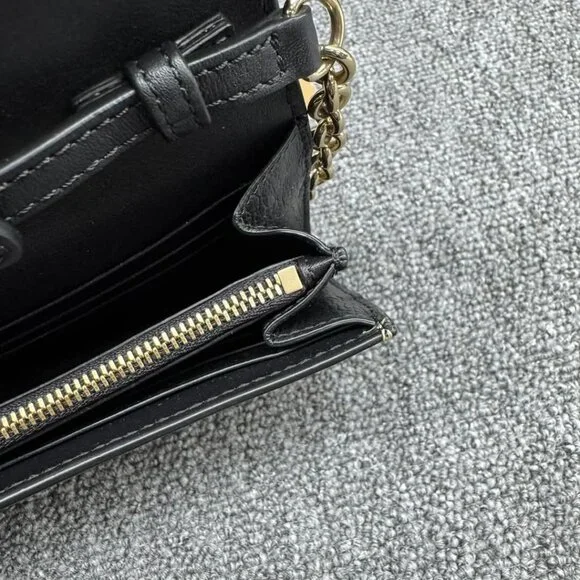 Burberry Leather Shoulder Bag 450-021925 - Picture 8 of 16